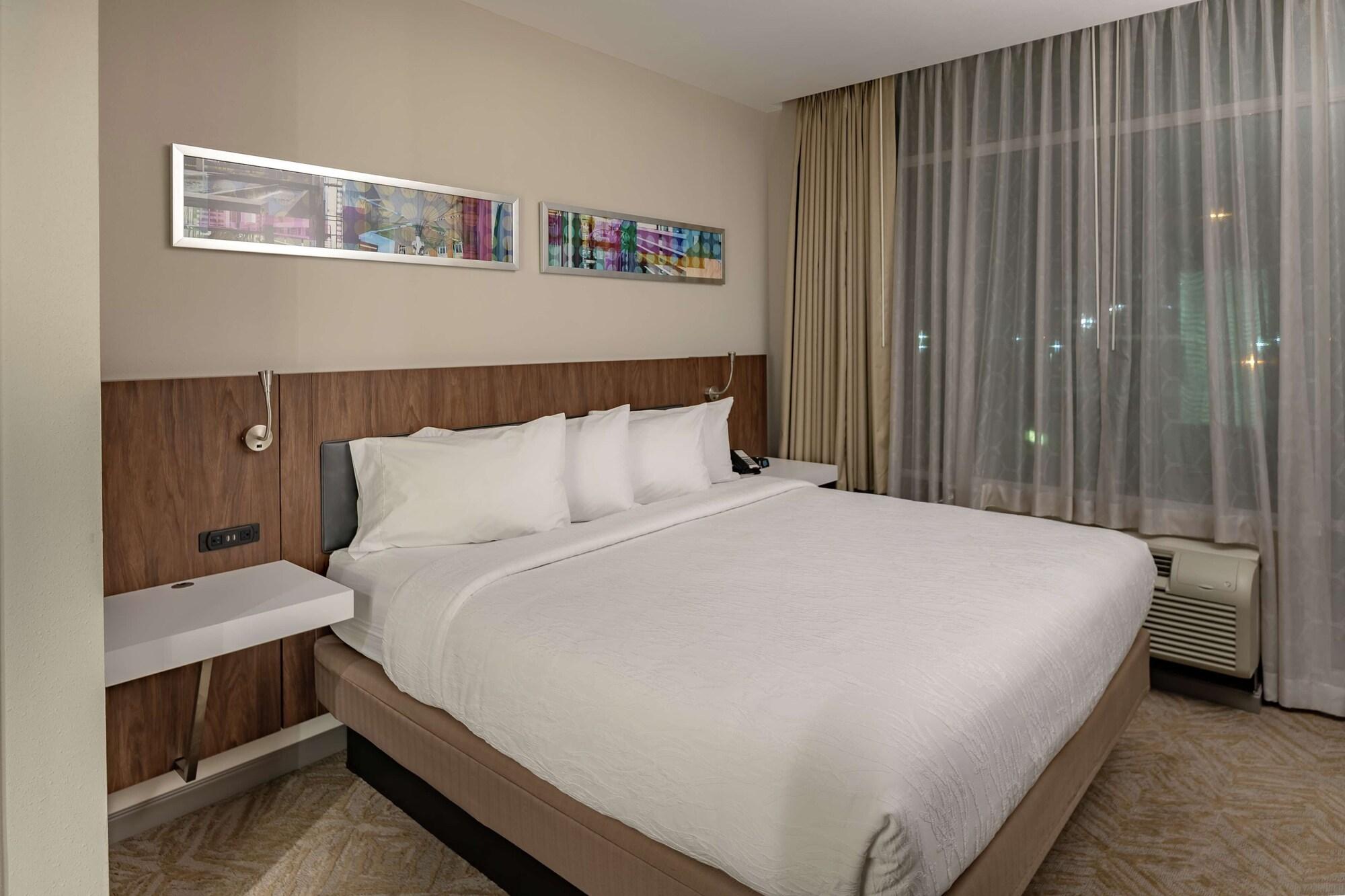 Hilton Garden Inn Dallas At Hurst Conference Center Exterior photo