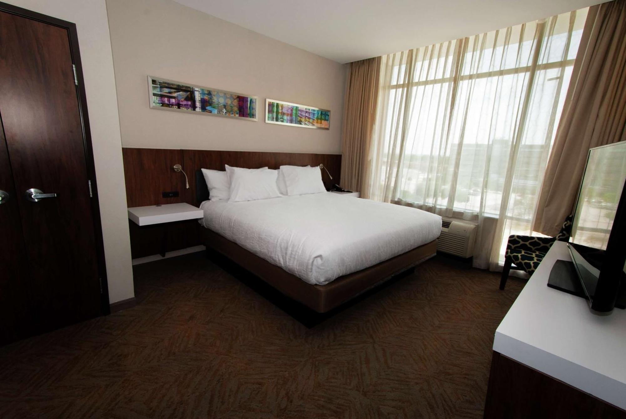 Hilton Garden Inn Dallas At Hurst Conference Center Exterior photo