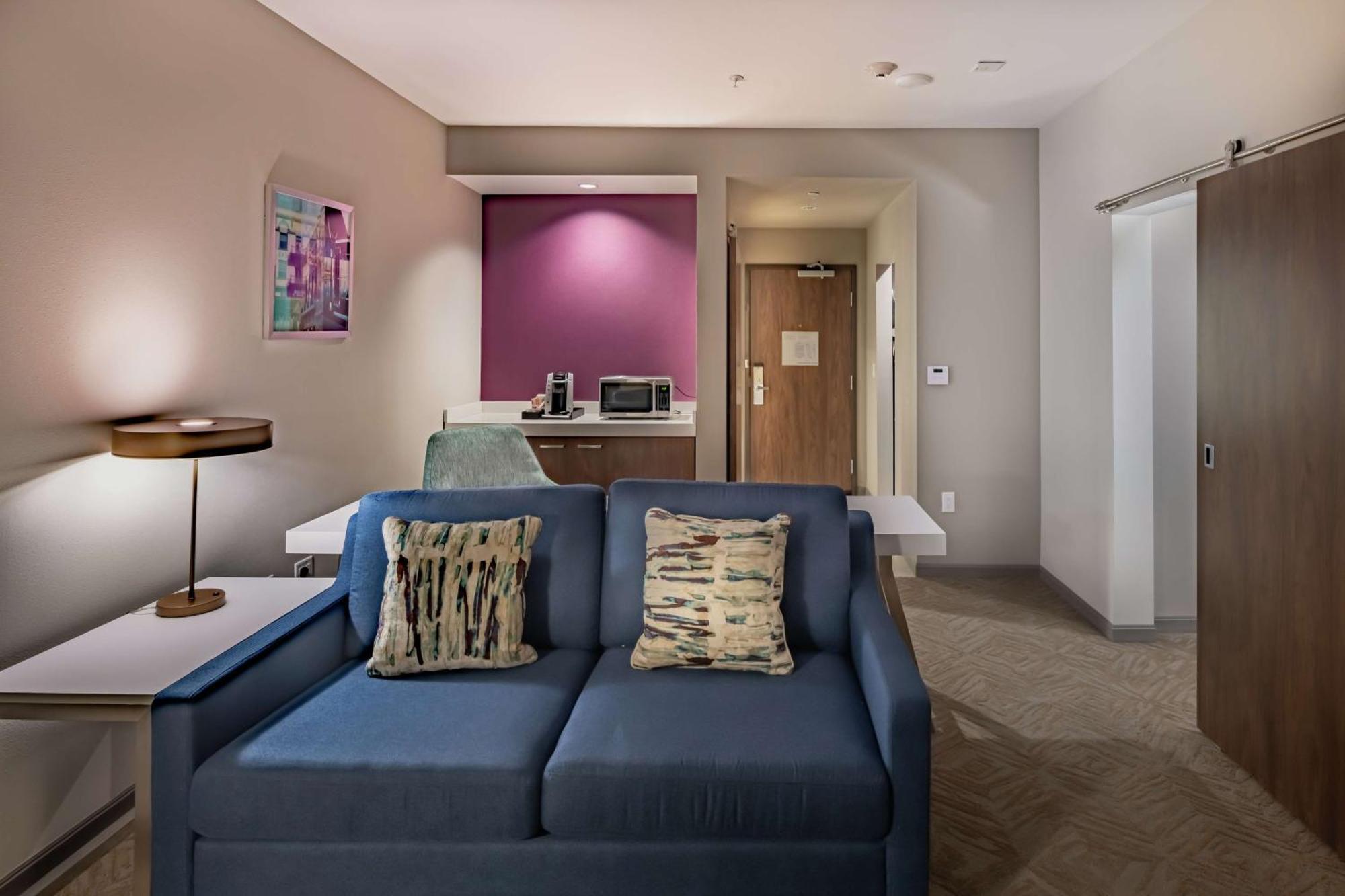 Hilton Garden Inn Dallas At Hurst Conference Center Exterior photo